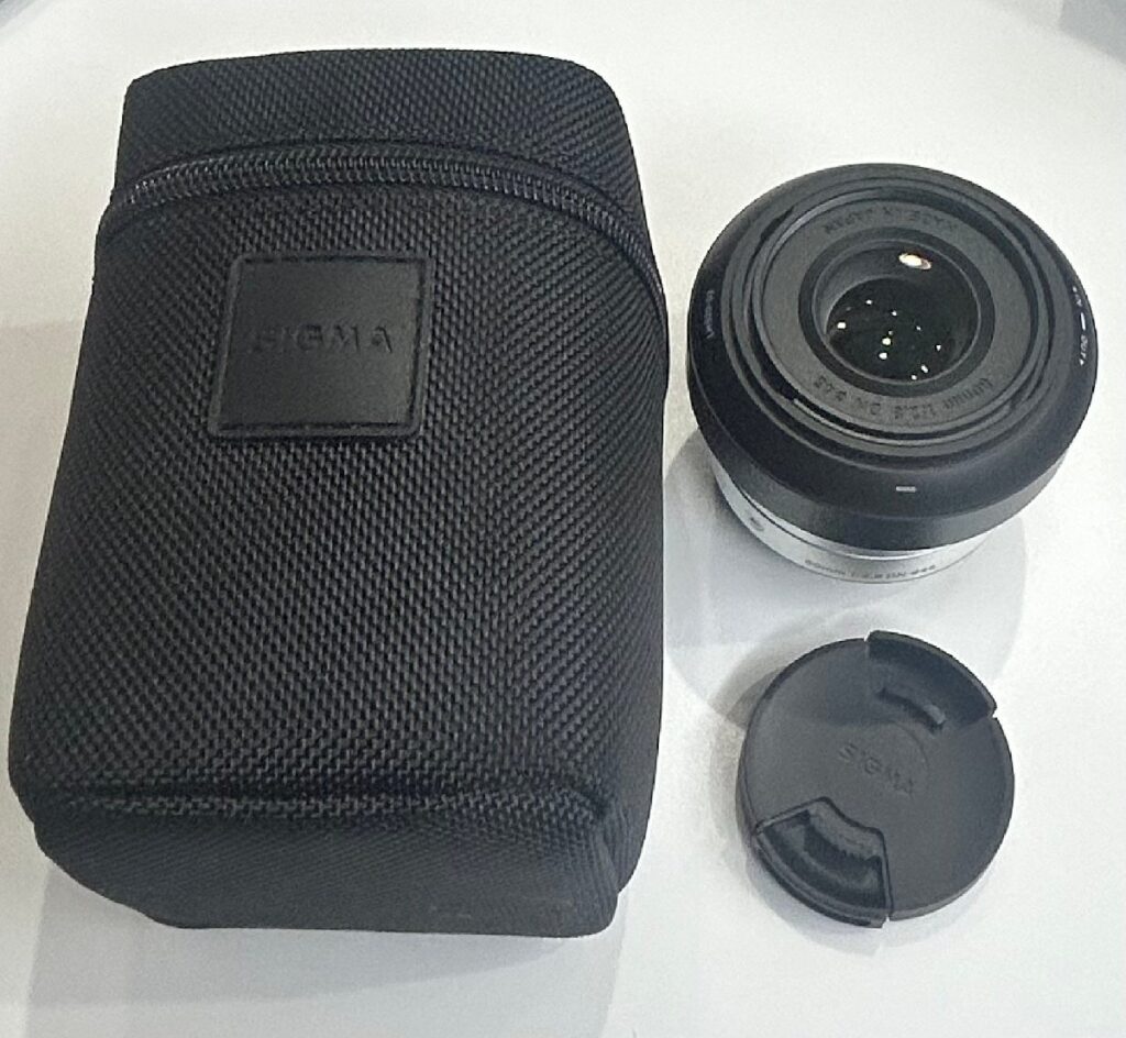 SIGMA シグマ 60mm F2.8 DN Art SILVER Micro OLYMPUS Panasonic LUMIX マイクロフォーサーズ