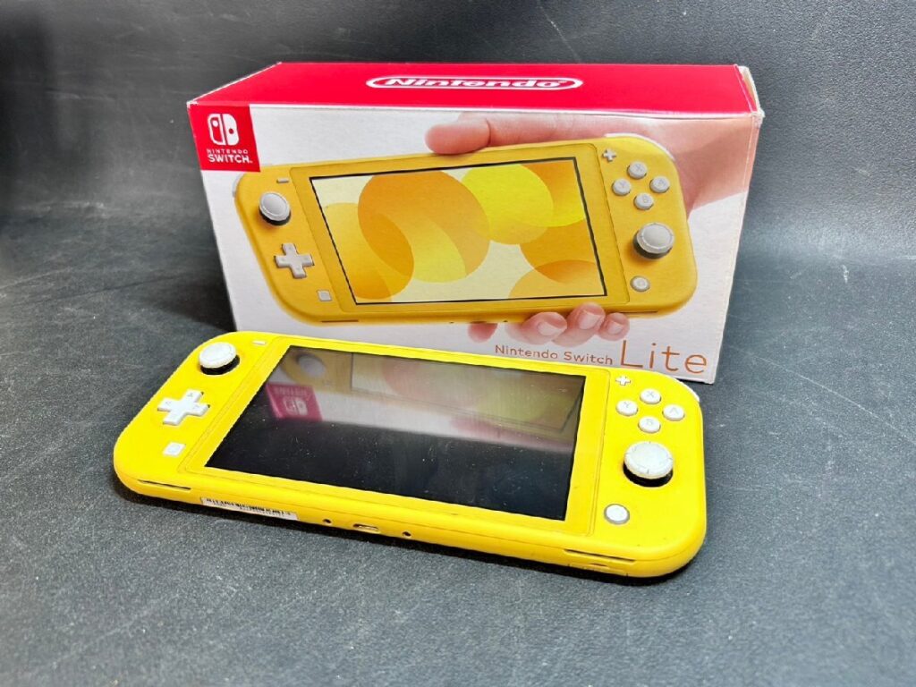 Nintendo ニンテンドー Switch Lite HDH-001 イエロー コード付き 初期化済み 動作確認済み