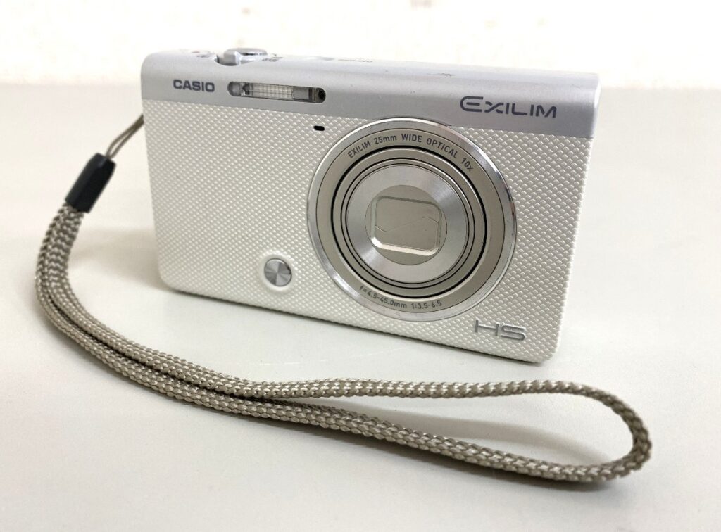 CASIO カシオ EXILIM エクシリム 型番不明 シルバー デジタルカメラ デジカメ 動作確認済み