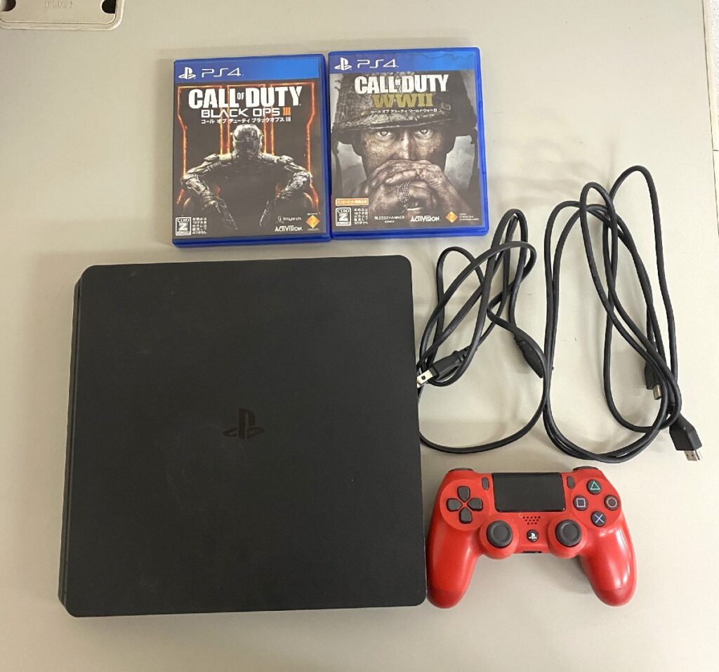SONY ソニー PS4 プレイステーション4 CUH-2000B 動作確認済み 初期化済み ゲームソフト COD 2本セット