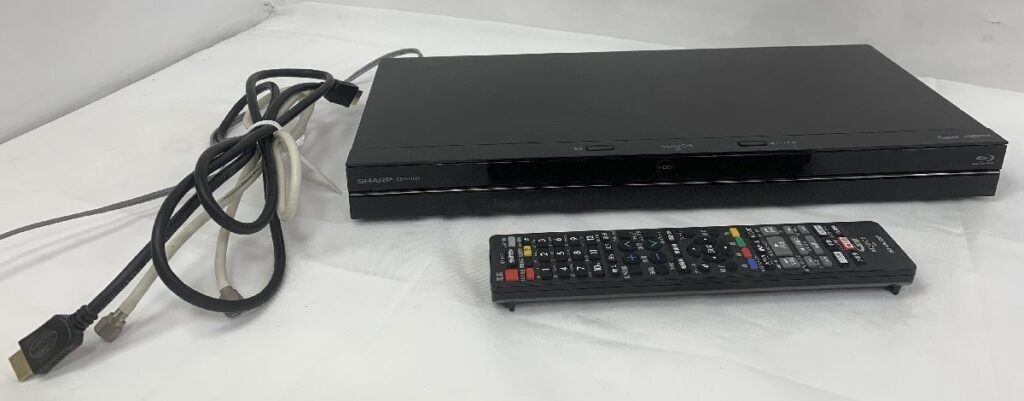 SHARP シャープ AQUOS BD ブルーレイディスクレコーダー BD-NT1200 2018年製 リモコン付き 通電確認済み