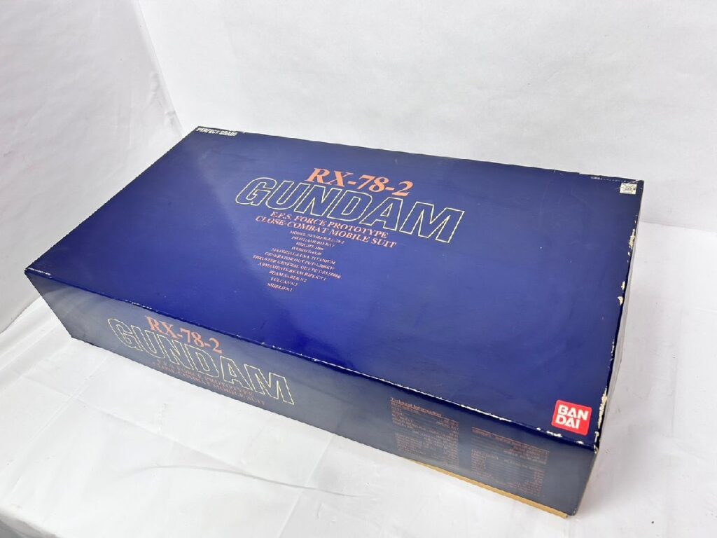 BANDAI バンダイ RX-78-2 ガンダム 組み立てキット プラモデル 未組立