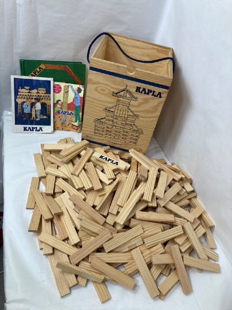 KAPLA カプラ 積み木 ブロック 専用ケース ガイドブック付き