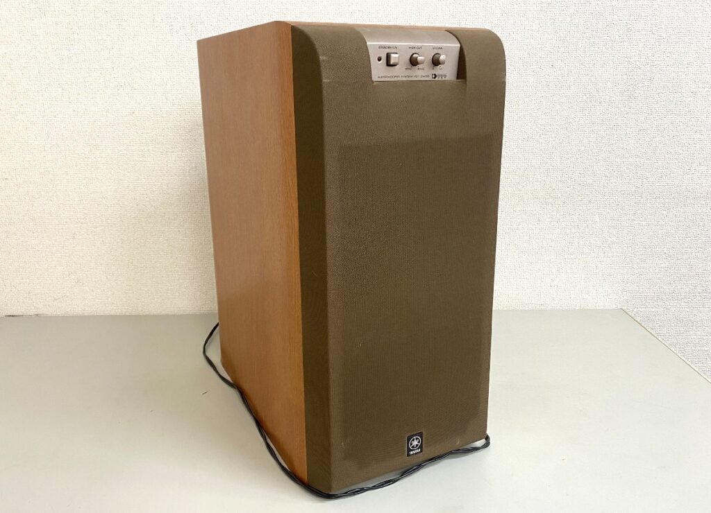 YAMAHA ヤマハ YST-SW90 サブウーファー アンプ内蔵 スピーカー オーディオ 音響機器 通電確認済み