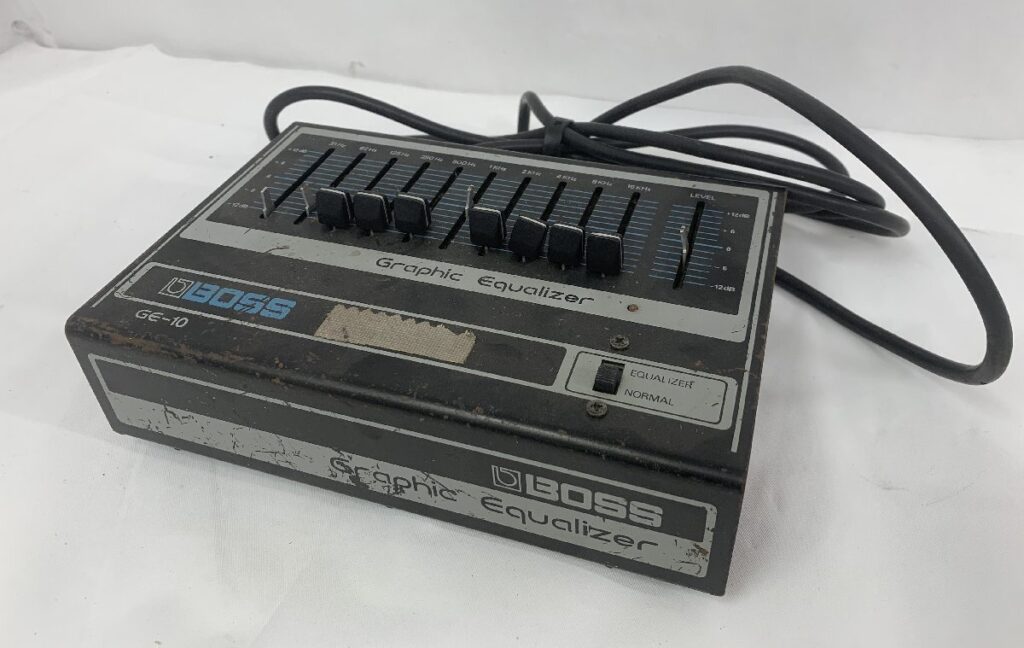 BOSS ボス Grapic Equalizer GE-10 イコライザー グラフィック イコライザー エフェクター 通電確認済み