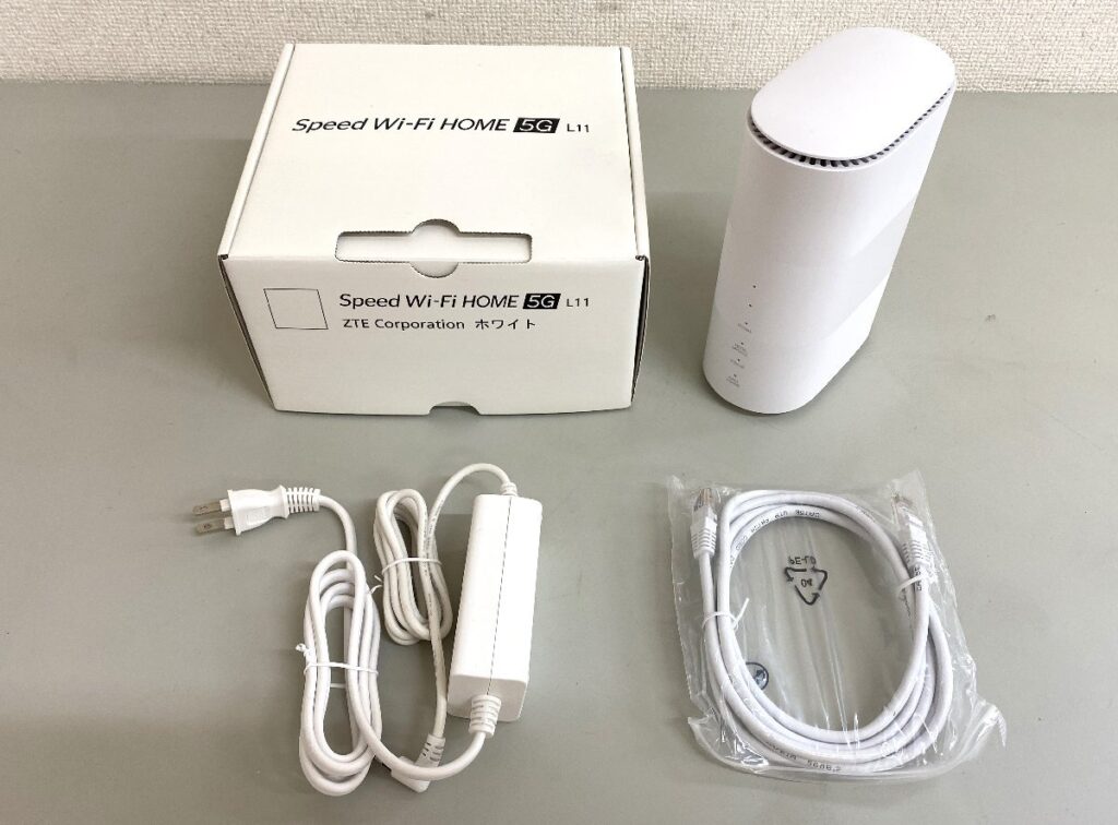 Speed Wi-Fi HOME 5G L11 ホワイト ZTR01 ホームルーター IMEI判定〇 通電確認済み