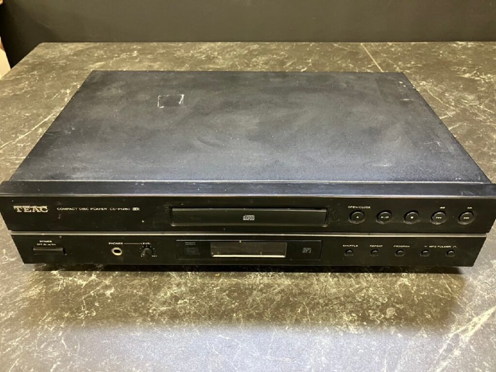 TEAC ティアック CD-P1260 CDプレーヤー COMPACT DISK PLAYER