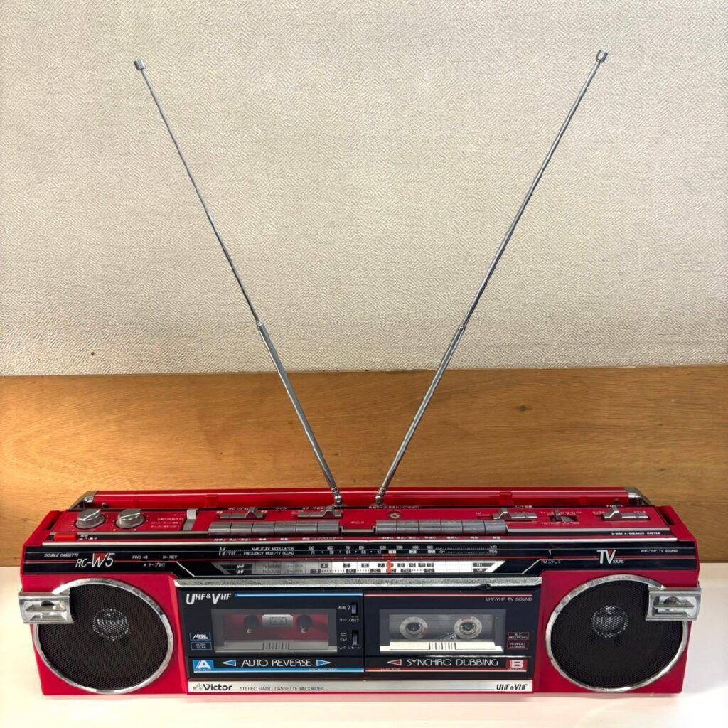 Victor ビクター RC-W5 ダブルラジカセ オーディオ機器 レッド※動作未確認、ACアダプターなし