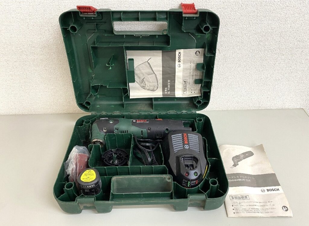 BOSCH ボッシュ UniversalMulti 10.8 コードレスマルチツール 電動工具 充電器・ケース付き 簡易動作確認済み