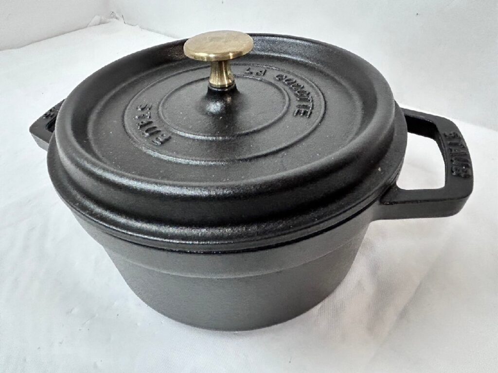LA COCOTTE ラ ココット STAUB ストウブ フランス製 両手鍋