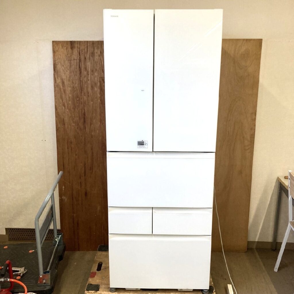 TOSHIBA 東芝 冷蔵庫 GR‐H560FV 2015年製 クリアシェルホワイト