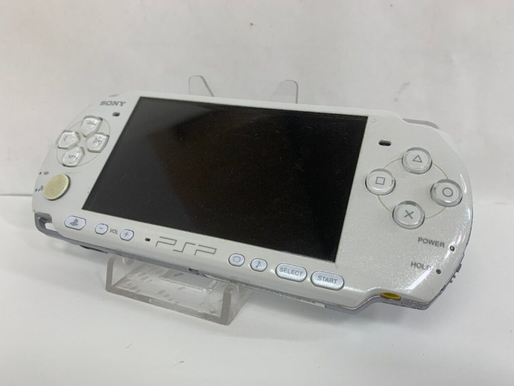 SONY ソニー PSP-3000 メモリカード付 本体のみ 初期化済み