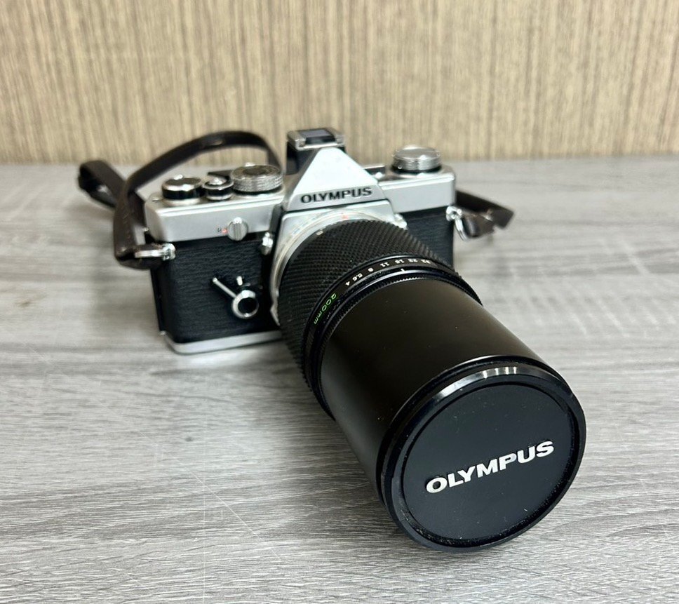 オリンパス OLYMPUS OM-1 OM-SYSTEM G.ZUIKO AUTO-T f=200mm 1:4 本体 レンズ付き