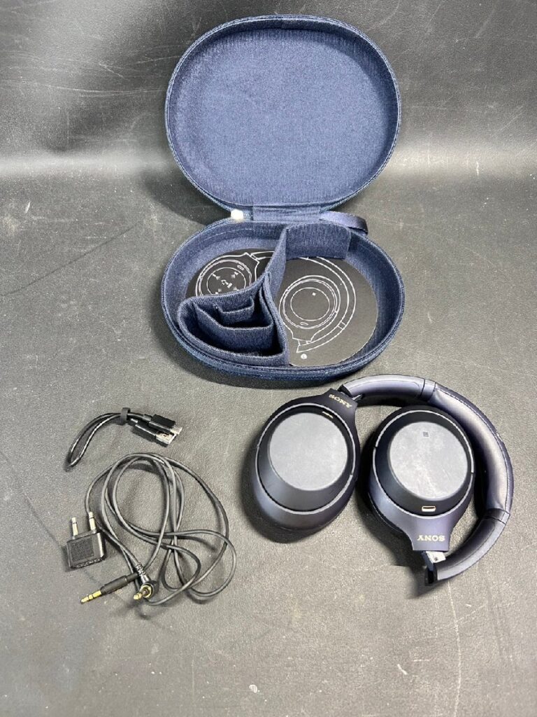 SONY ソニー WH-1000XM4 ヘッドフォン ヘッドホン ブラック ケース付き 動作確認済み