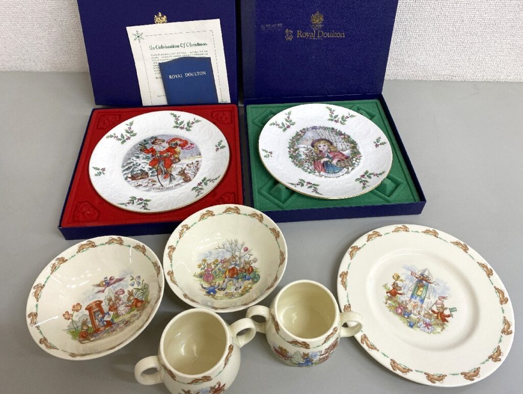 Royal Doulton ロイヤルドルトン 食器 7点 まとめ BUNNYKINS バニキンズ クリスマスプレート 1982年 1978年
